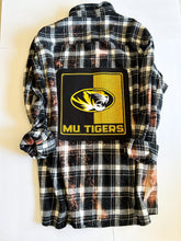 Load image into Gallery viewer, Mizzou Adult XL Flannel
