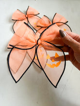 Load image into Gallery viewer, Jack O’Lantern Tulle Bow
