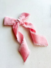 Load image into Gallery viewer, Spring Fling Long Tail Fray Bows
