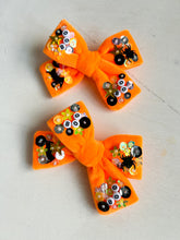 Load image into Gallery viewer, BOO beaded Ruth Bow
