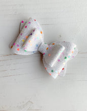 Load image into Gallery viewer, White Sparkle Conversation Heart Bow
