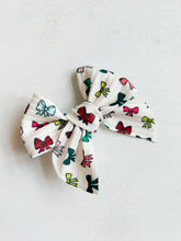 Load image into Gallery viewer, Holiday Bows in Neutral Bow
