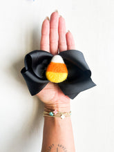 Load image into Gallery viewer, Candy Corn Feltie Big Bow
