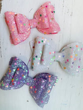 Load image into Gallery viewer, Lilac Sparkle Conversation Heart Bow
