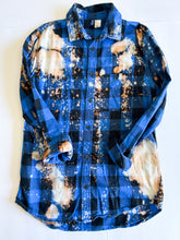 Load image into Gallery viewer, Bluey Adult Small Flannel
