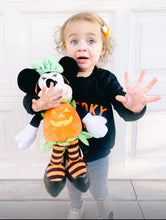 Load image into Gallery viewer, Candy Corn Felties
