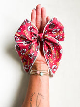 Load image into Gallery viewer, KC Chiefs Isabella Bow
