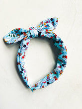 Load image into Gallery viewer, Frosty on Blue Headband
