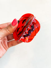 Load image into Gallery viewer, Pumpkin Claw Clip

