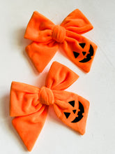 Load image into Gallery viewer, Jack O’Lantern Velvet Big Bow
