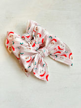 Load image into Gallery viewer, Blushing Kris Kringle Bow
