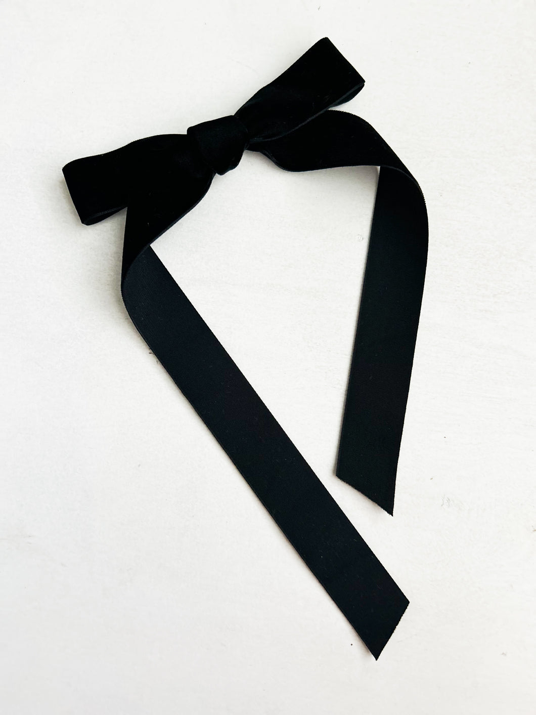 Black Velvet Long Tail Bow