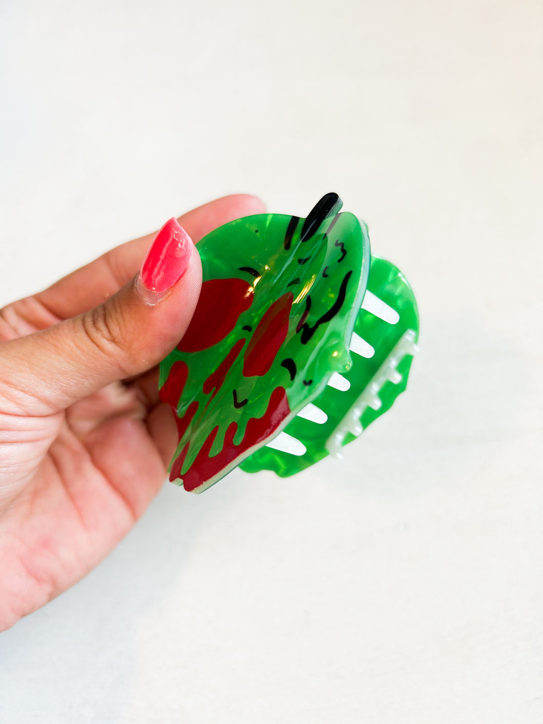 Poison Apple Claw Clip