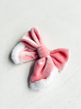 Load image into Gallery viewer, Pink Winter Bow
