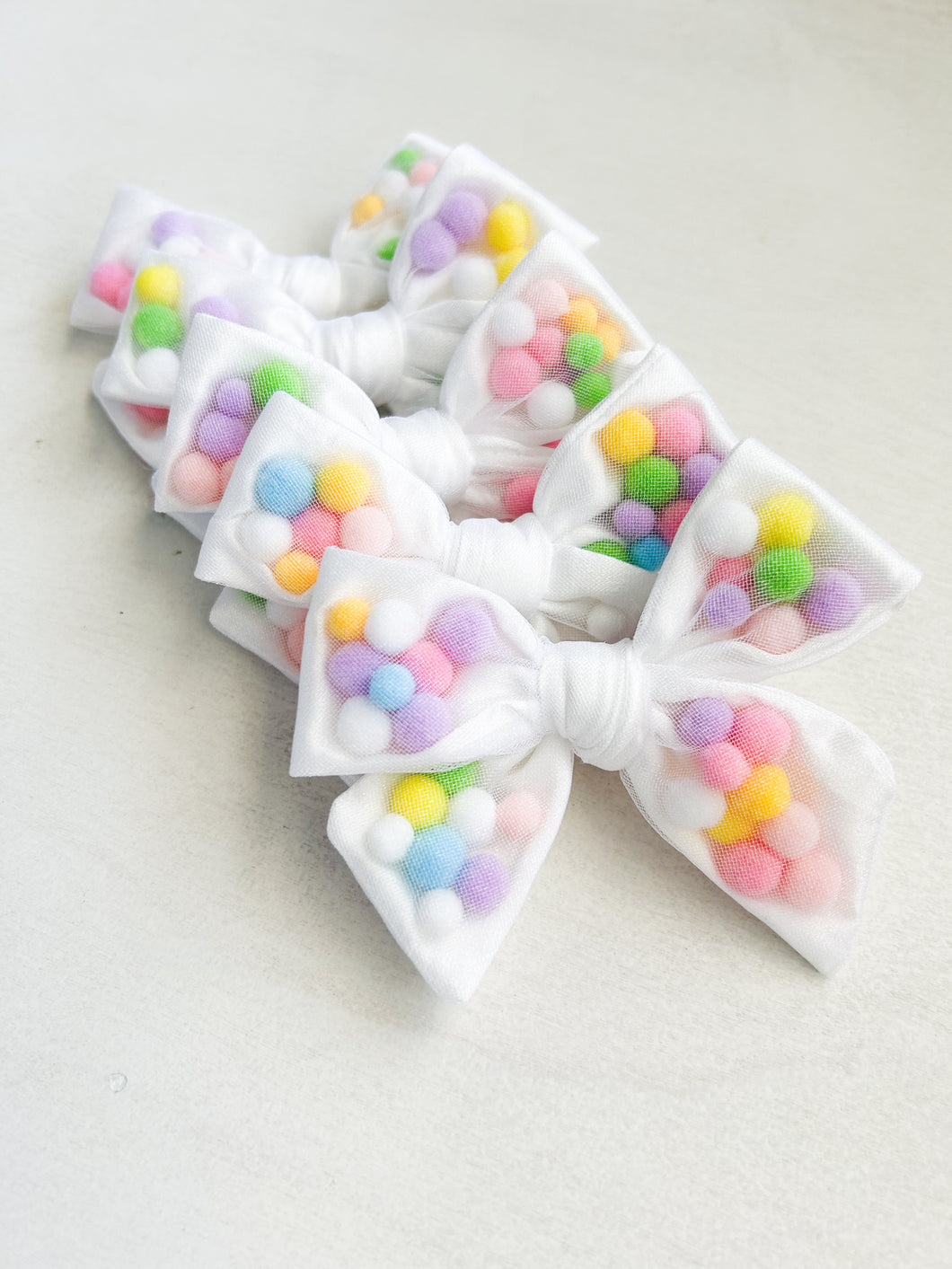 Pom Pom Ruth Bow