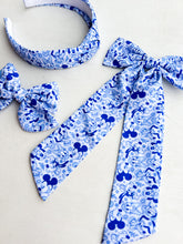Load image into Gallery viewer, Mickey &amp; Friends Royal Floral Long Tail Bow

