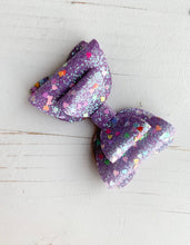 Load image into Gallery viewer, Lilac Sparkle Conversation Heart Bow

