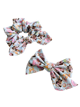 Load image into Gallery viewer, SWIM Mickey Pool Bow
