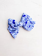 Load image into Gallery viewer, Mickey &amp; Friends Royal Floral Ruth Bow
