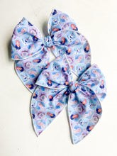 Load image into Gallery viewer, Frozen Isabella Bow

