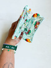 Load image into Gallery viewer, Marigold Square Crochet Claw Clip
