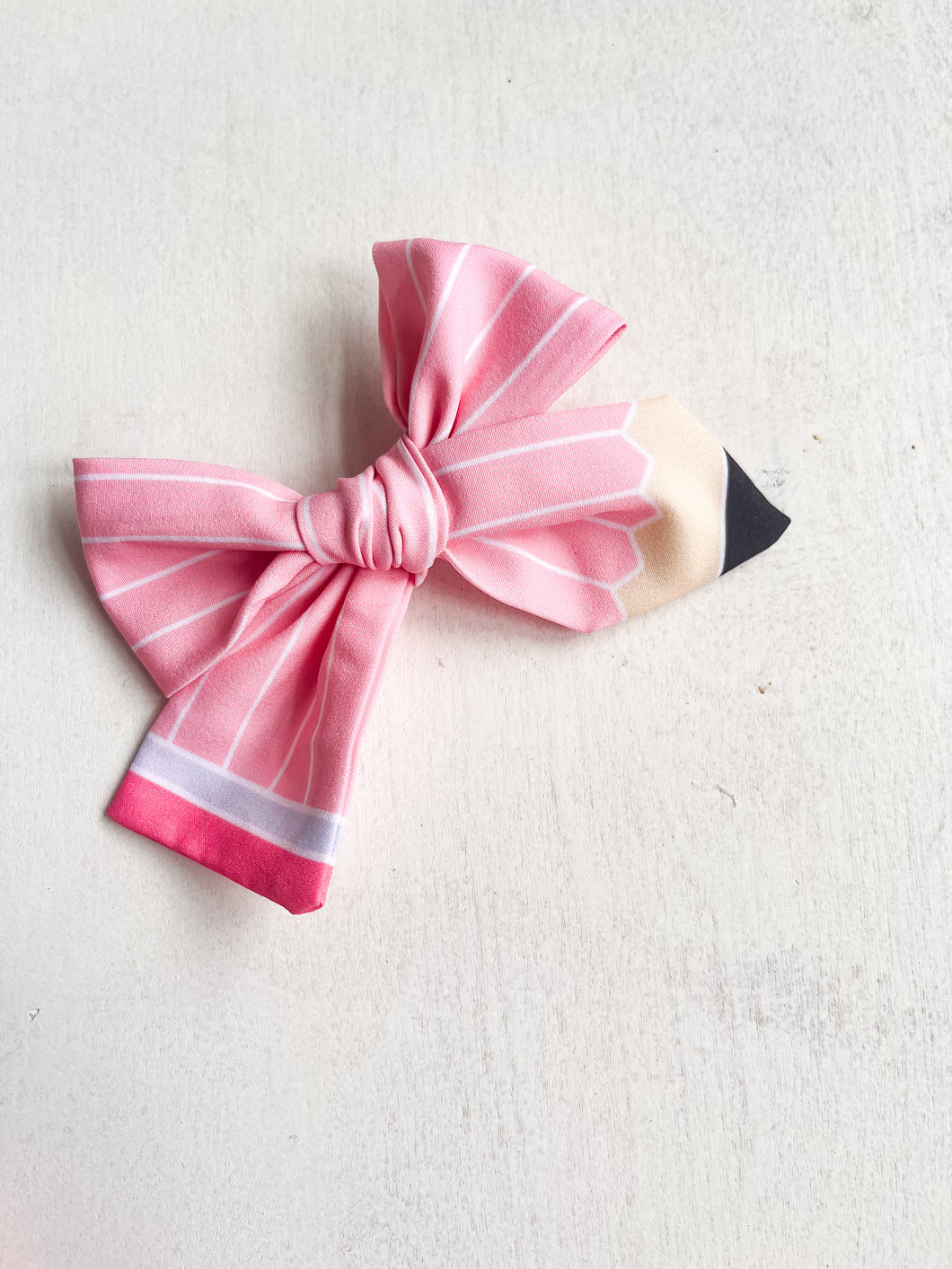 Pencil Bow in Pink