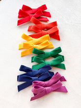 Load image into Gallery viewer, Rainbow Tape Bow Set
